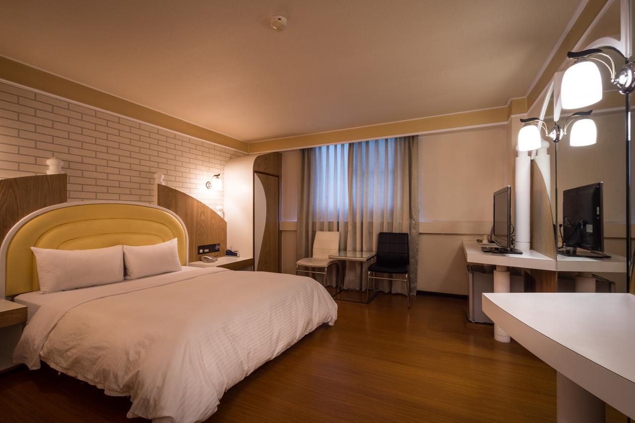 Golden Phoenix Hotel Kao-siung Exteriér fotografie