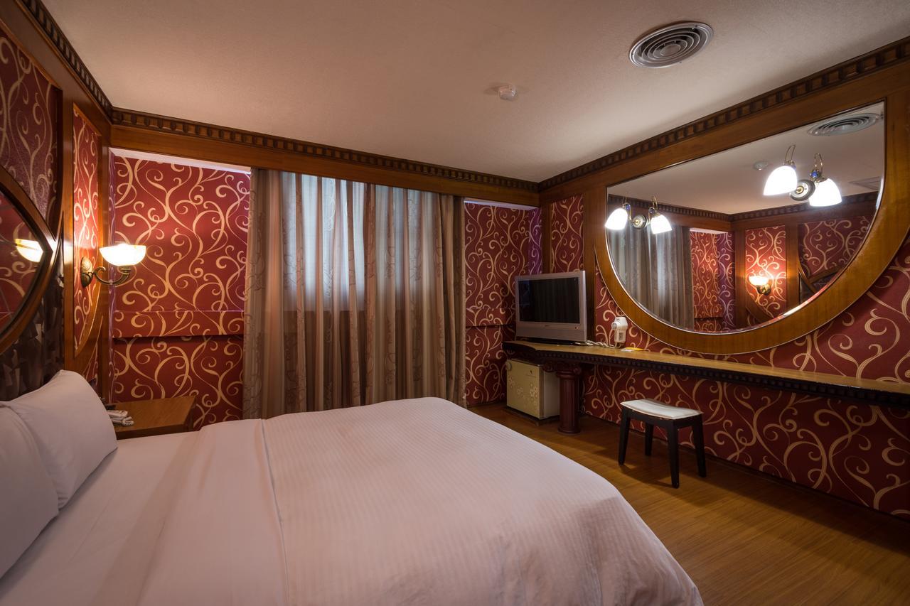 Golden Phoenix Hotel Kao-siung Exteriér fotografie