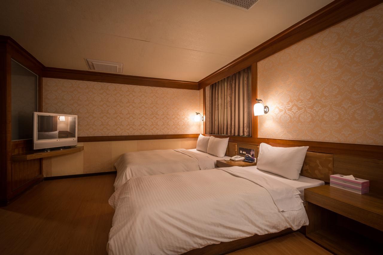 Golden Phoenix Hotel Kao-siung Exteriér fotografie